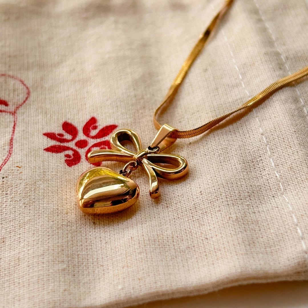 "The Sweetheart Knot" – Gold Plated Heart & Bow Herringbone Necklace