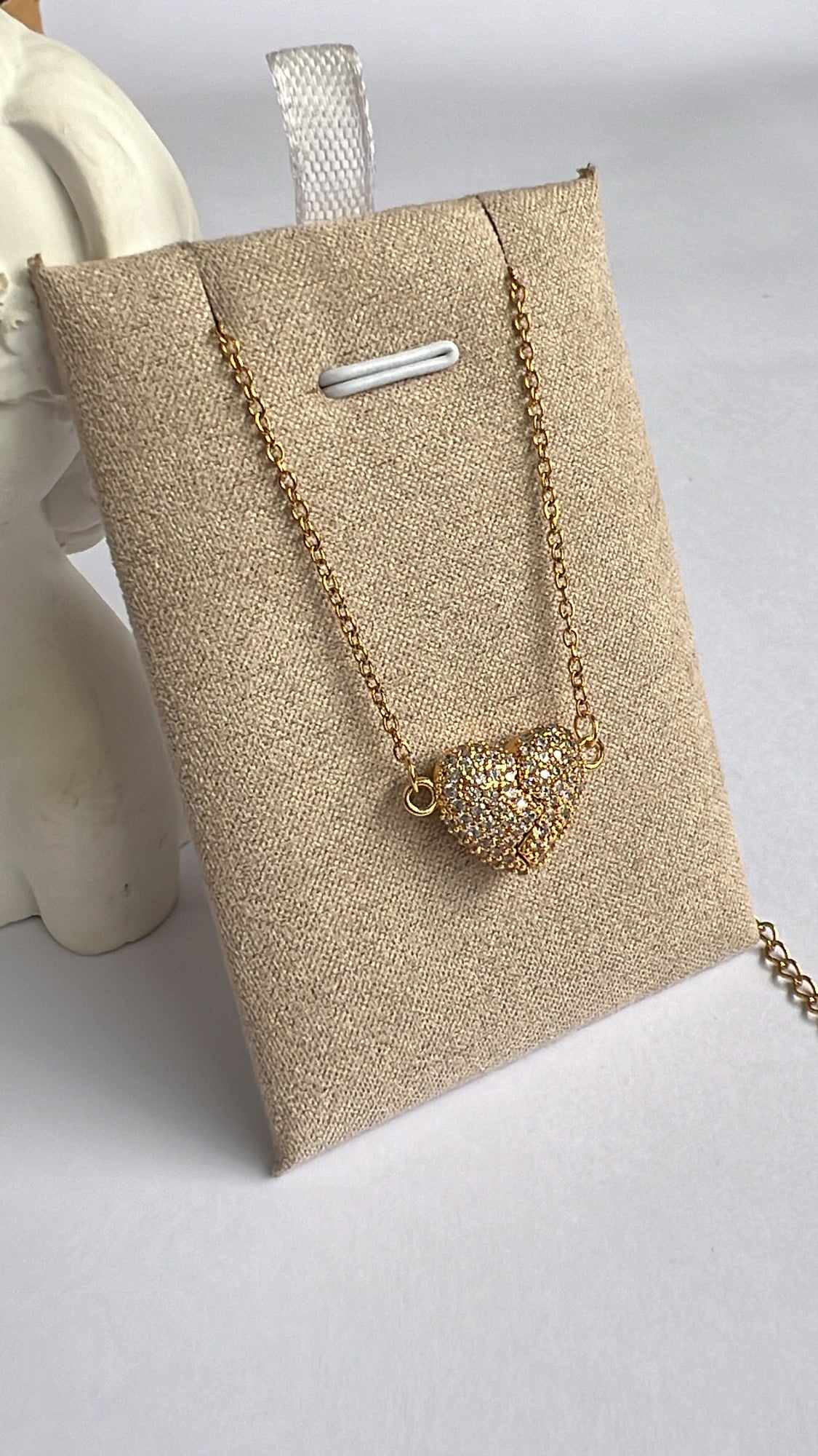 Two Souls, One Heart – Handcrafted Diamond-Studded Couple’s Necklace Set 👩‍❤️‍👨✨