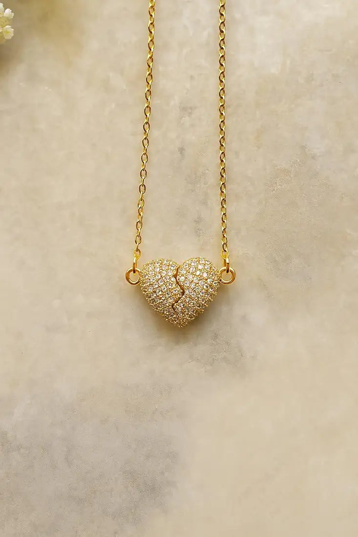 Two Souls, One Heart – Handcrafted Diamond-Studded Couple’s Necklace Set 👩‍❤️‍👨✨