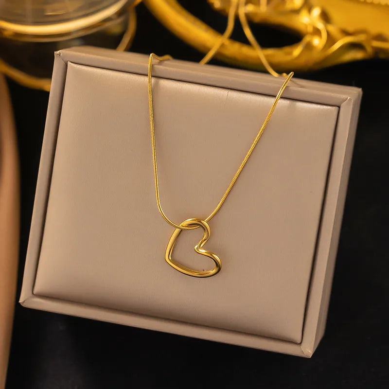 "Two Souls, One Heart" - Anti-Tarnish Gold & Silver Heart Necklace