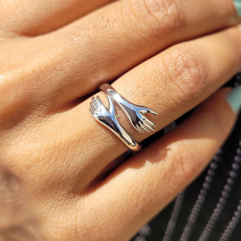 🫂Hug Ring – A Symbol of Love, Care & Protection